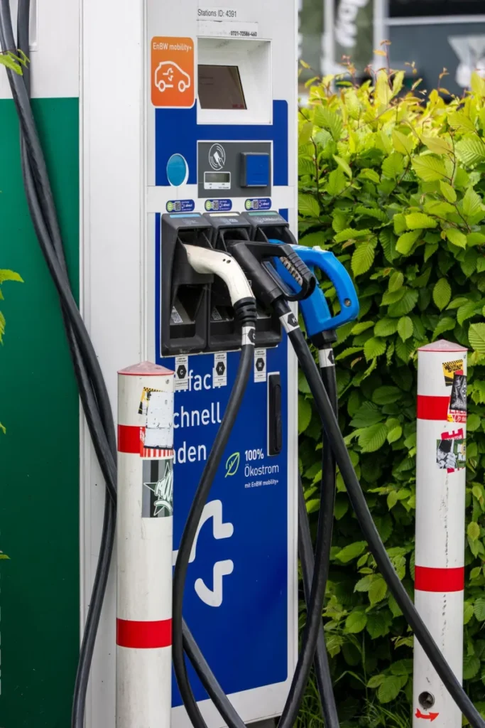 Distribution et raccordements d’une station de recharge